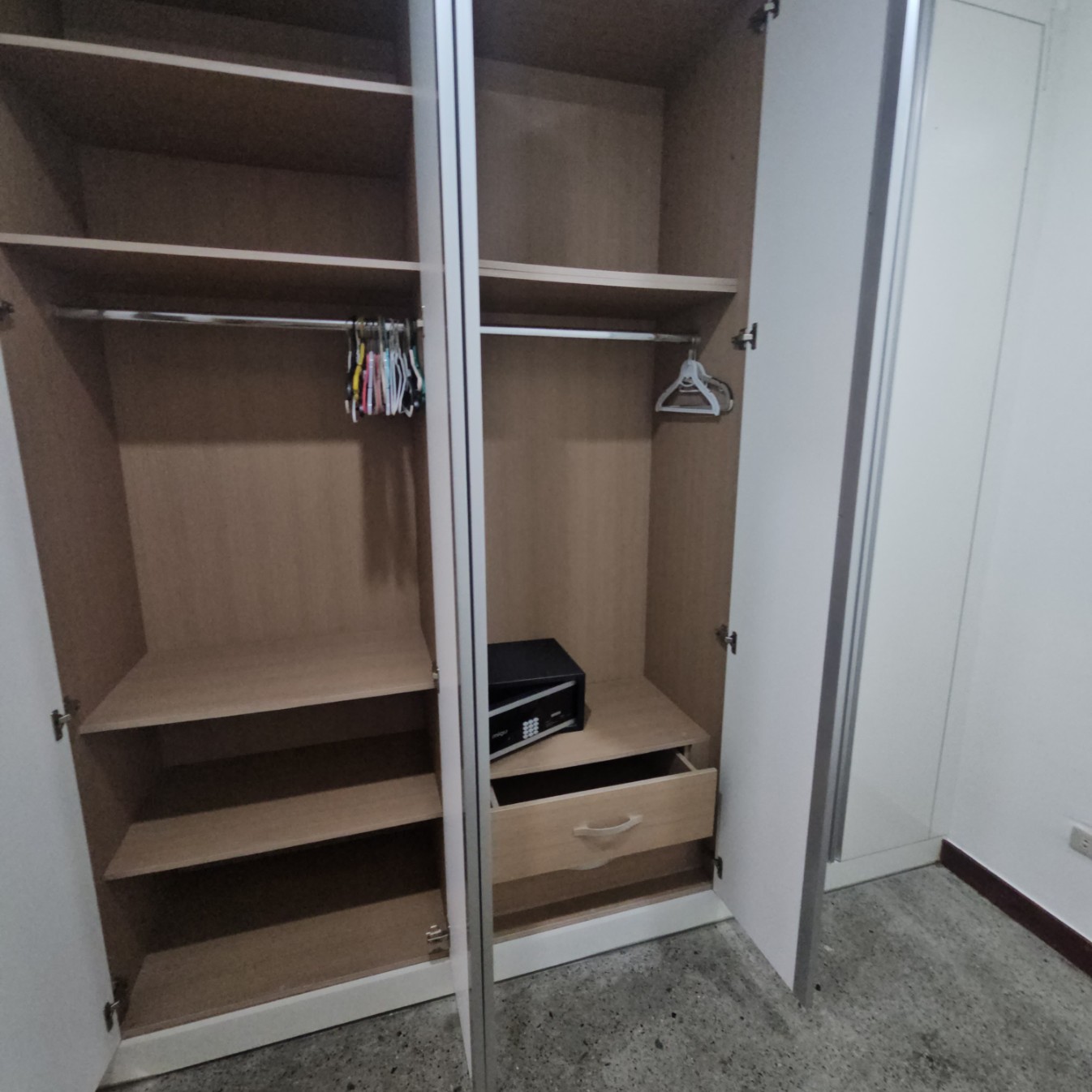 어와나 국제학교(AWANA) 기숙사 사진